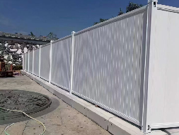 深圳寶安工地500㎡PVC圍擋當天送達，旭東圍擋批發(fā)讓采購更省心！